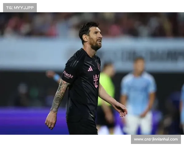 梅西绝杀引爆全场巴萨惊天逆转背后是无数个凌晨的汗水与坚持