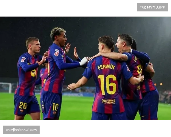 巴萨客场4比2力克塞尔塔 莱万帽子戏法助球队紧追皇马 巴萨客场4比2力克塞尔塔 莱万帽子戏法助球队紧追皇马